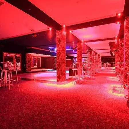 Vista Azur Hotel 4* 쿠사다시