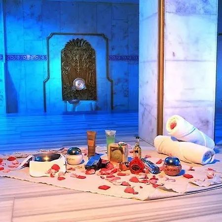 Vista Azur Hotel 호텔 쿠사다시