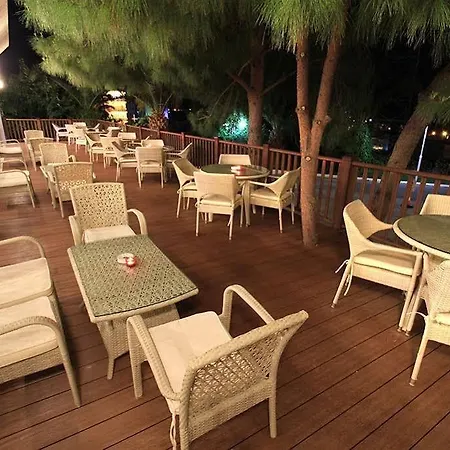 호텔 Vista Azur Hotel 쿠사다시